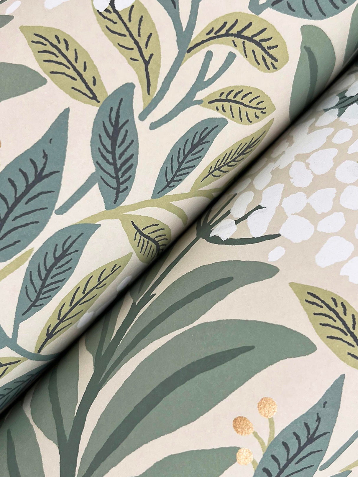 Rifle Paper Co. RF7502 Highgrove Linen Wallpaper