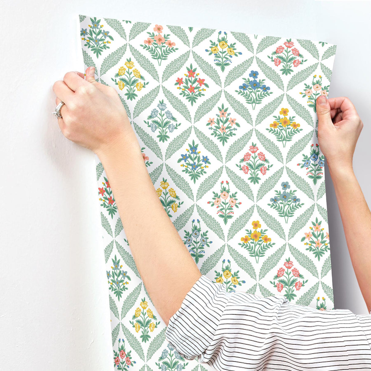 Rifle Paper Co. RF7513 Estee Garden Sage Wallpaper
