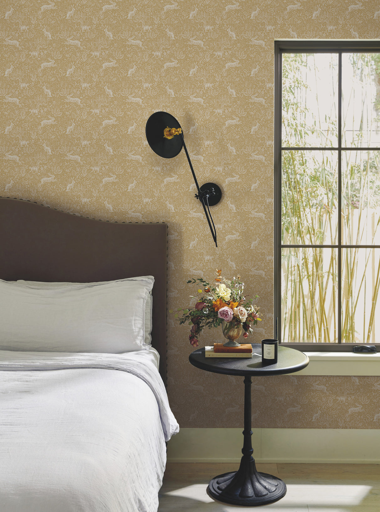 York RI5103 Fable Gold Wallpaper
