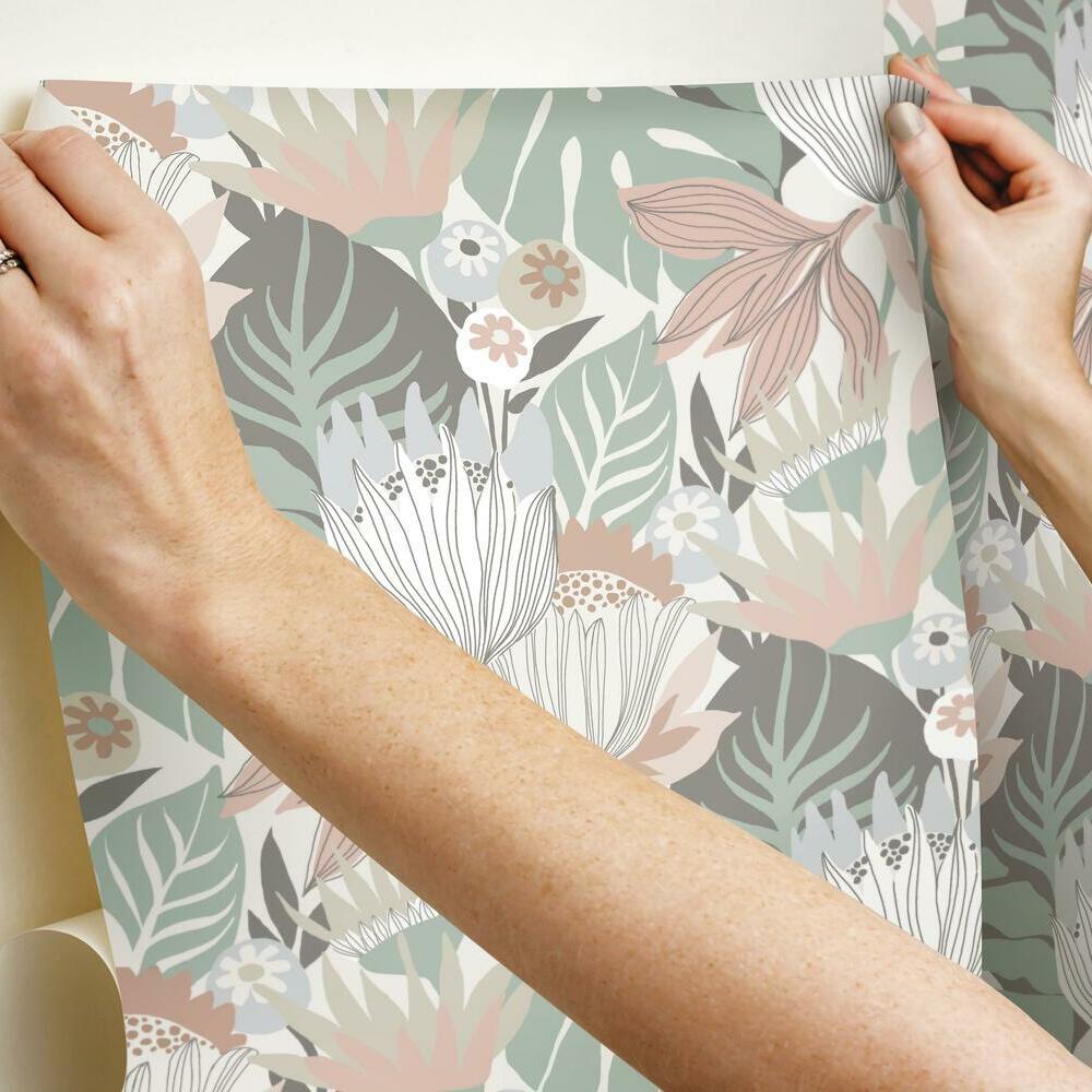 RoomMates RMK11914WP Retro Tropical Leaves Peel and Stick Wallpaper - Eade's Wallpaper