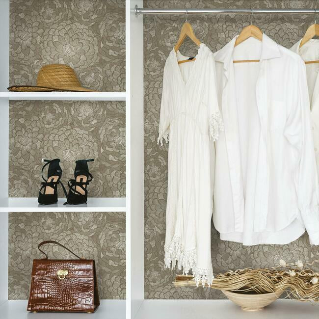 RoomMates RMK12108WP Zen Dahlia Peel & Stick Wallpaper - Eade's Wallpaper