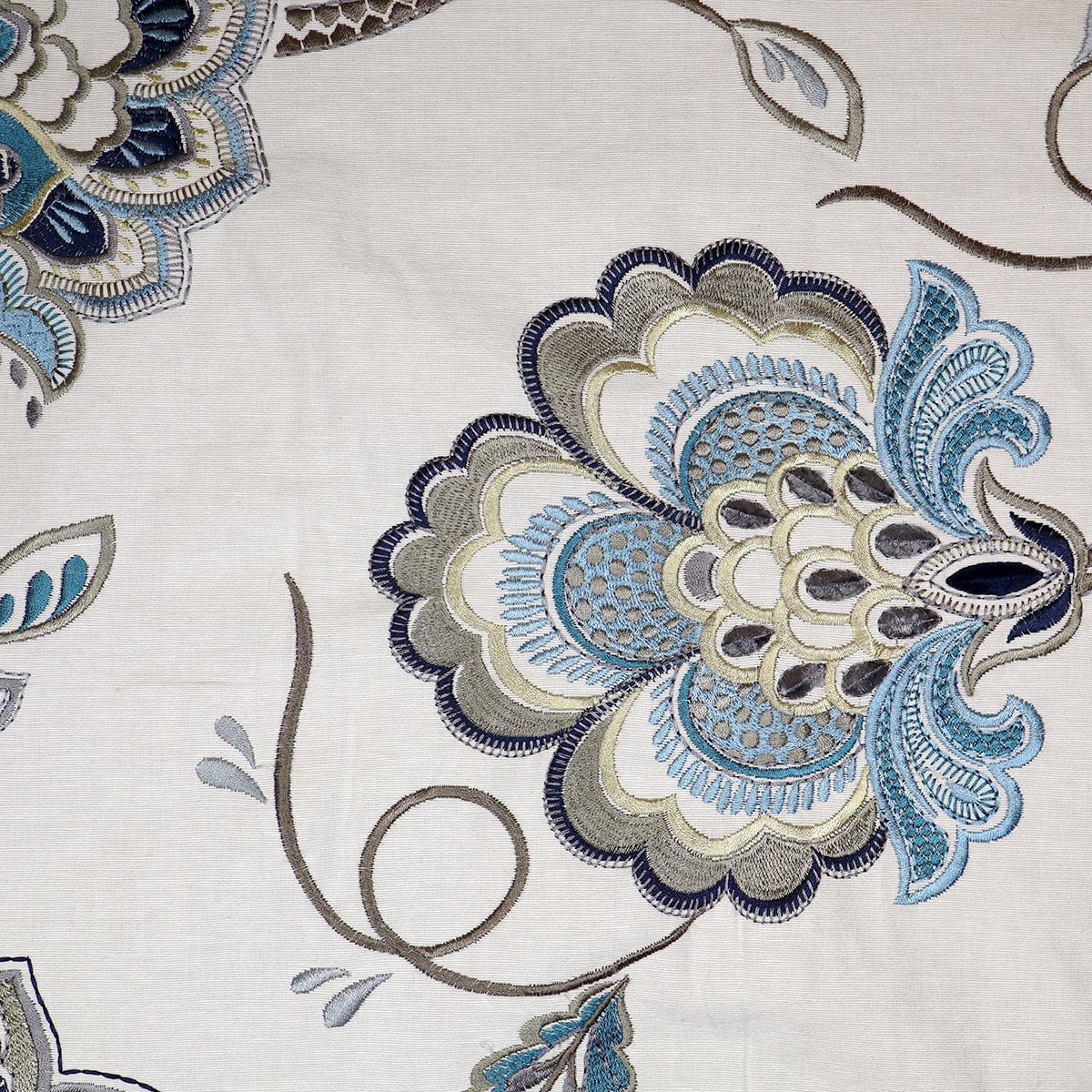 Eade’s SALMA SPLENDID SPLENDID