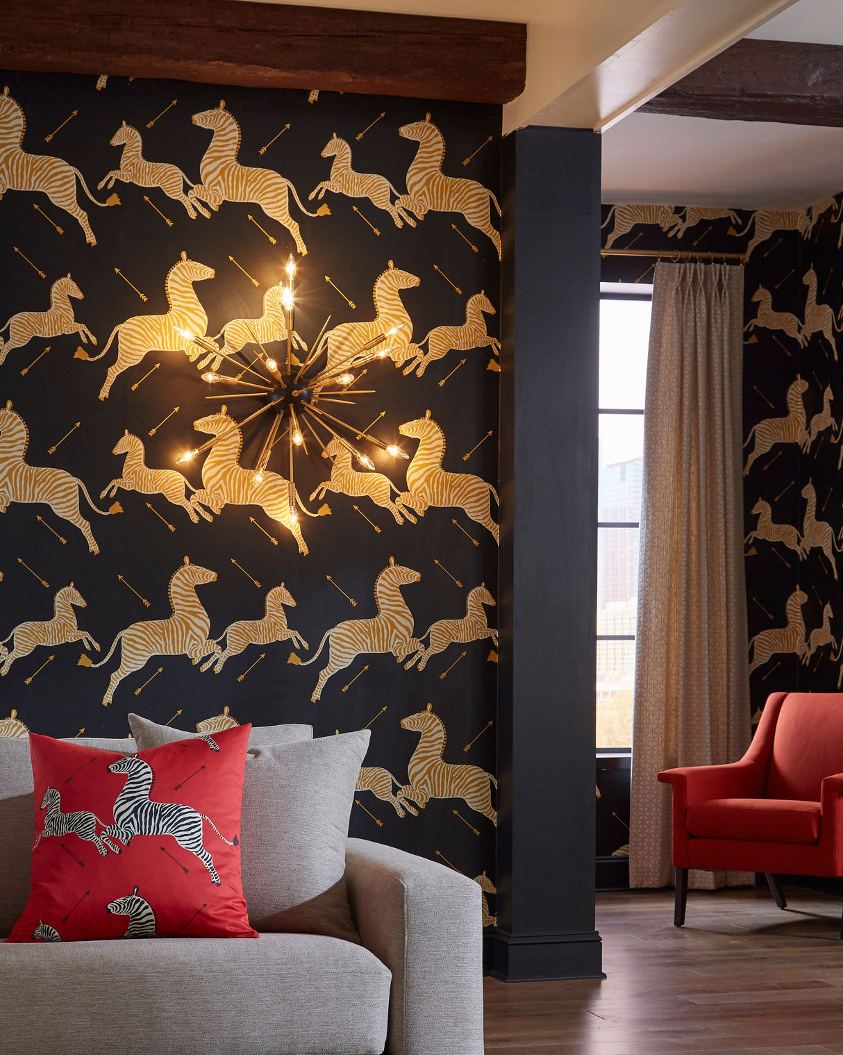 Scalamandre SC 0001RZEBRAPIL DAZZLE OF ZEBRAS PILLOW - Pillo