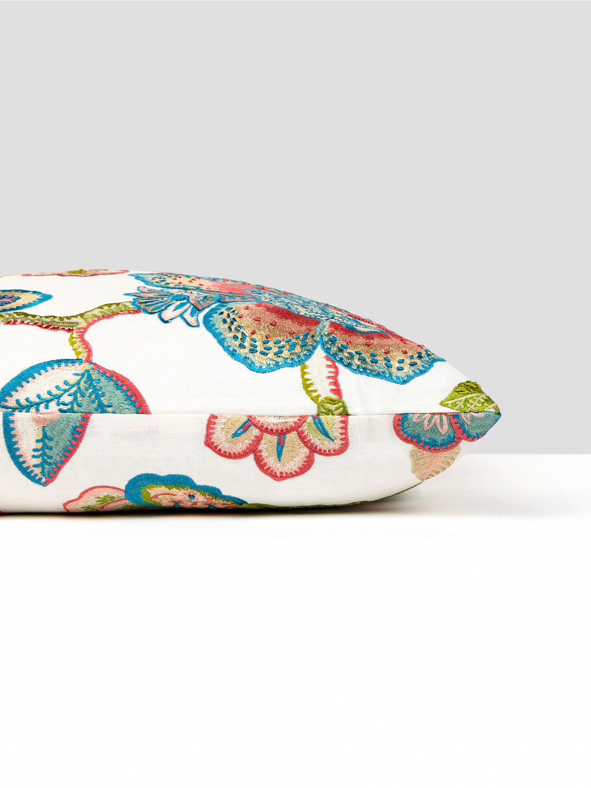 Scalamandre SC 0001SDDK27126 COROMANDEL EMBROIDERY PILLOW -