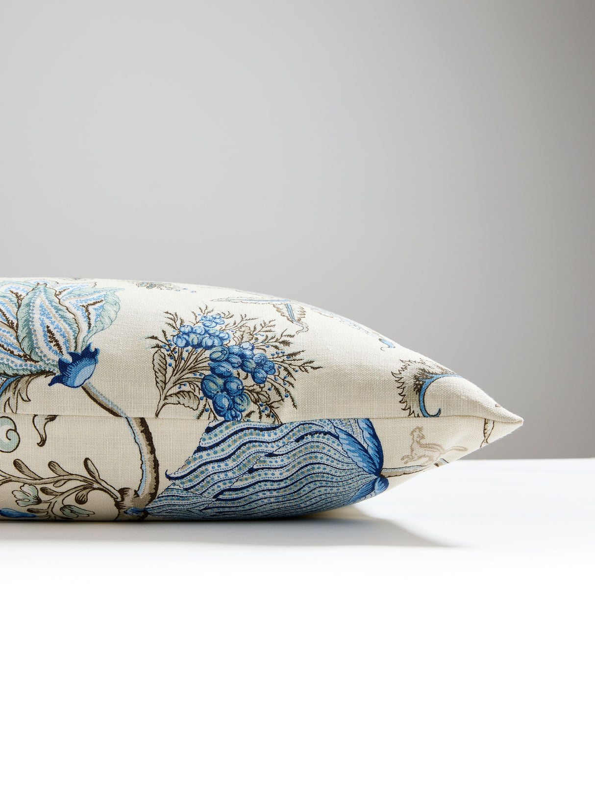 Scalamandre SC 0001SEDK16556 PONDICHERRY LINEN PRINT PILLOW