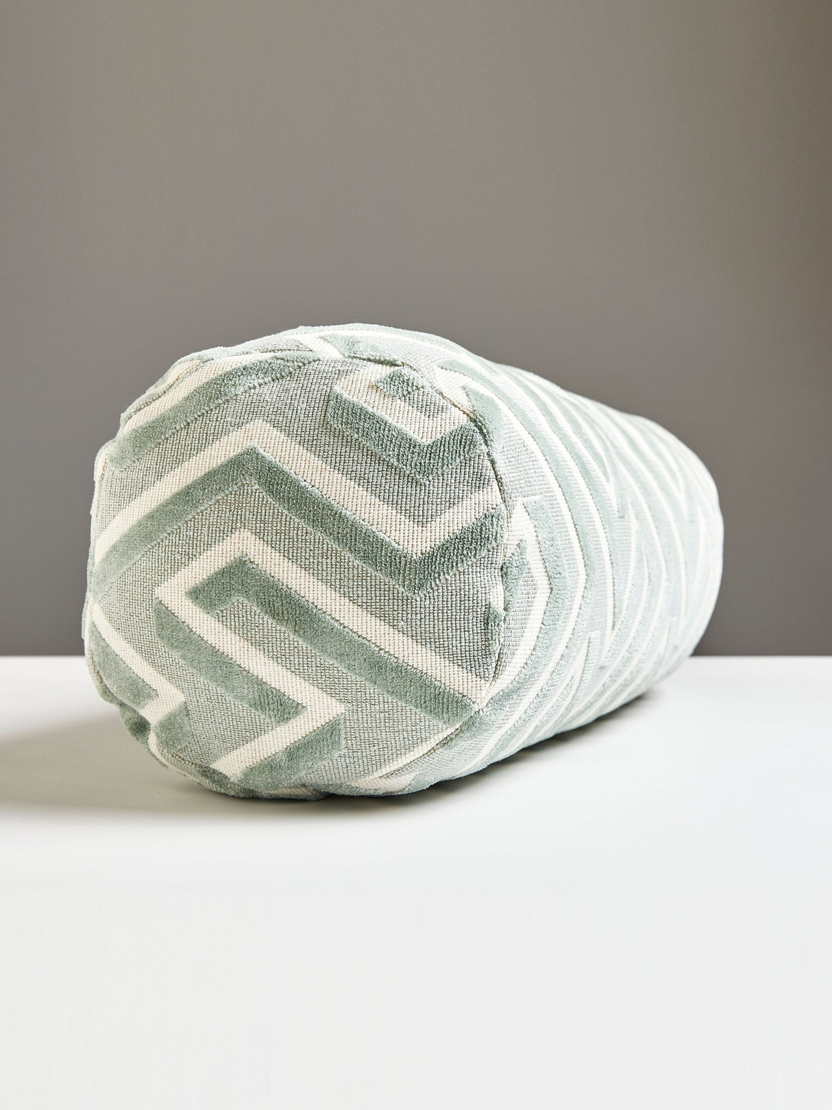 Scalamandre SC 0002MAZE7PILL MAZE VELVET PILLOW - Pillow Col