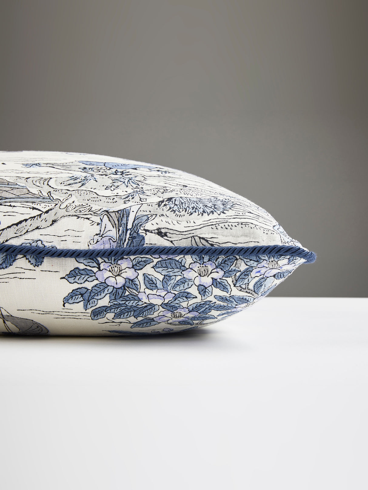 Scalamandre SC 0003SATOPILL SATOMI HAND BLOCK PRINT PILLOW -