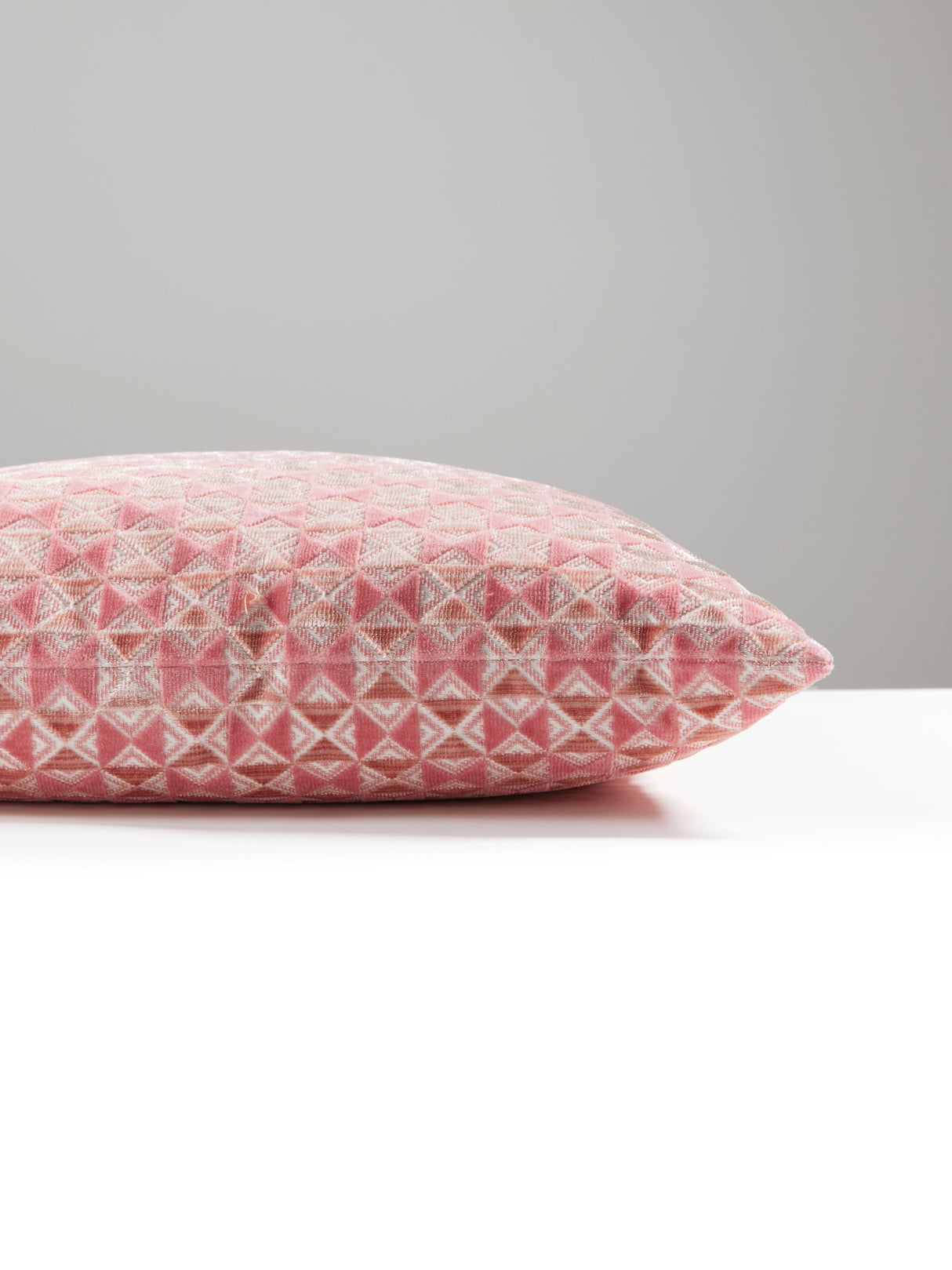 Scalamandre SC 0003SDDK27324 PARLOR VELVET PILLOW - Pillow C