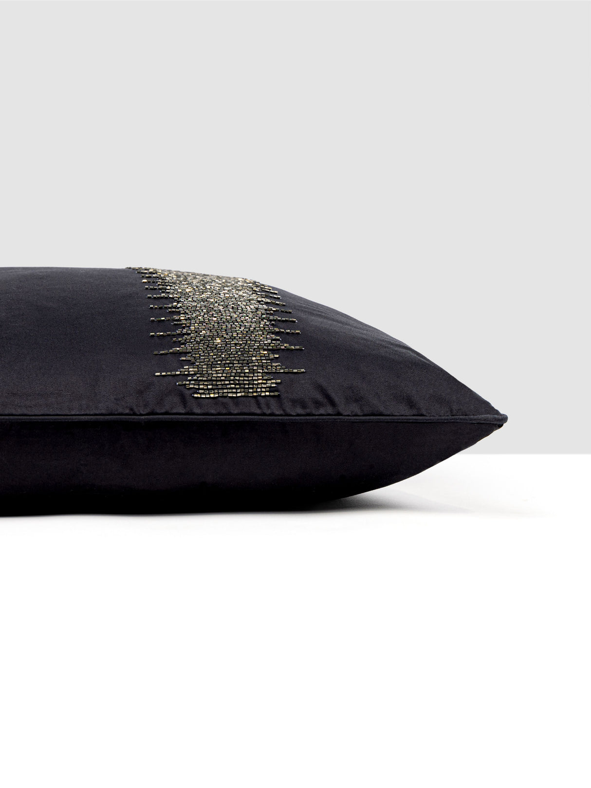 Scalamandre SC 0003SDDS88386 VERONICA BEADED PILLOW - Pillow