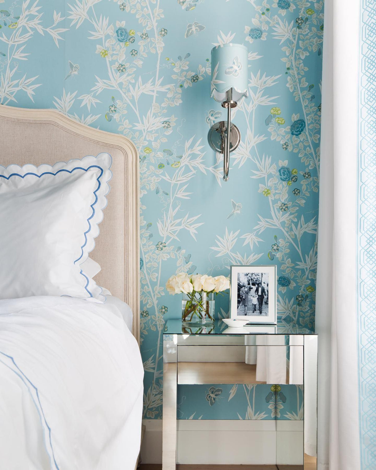 Scalamandre SC 0003WP88375 CIEL JARDIN DE CHINE WALLPAPER - Eade's Wallpaper