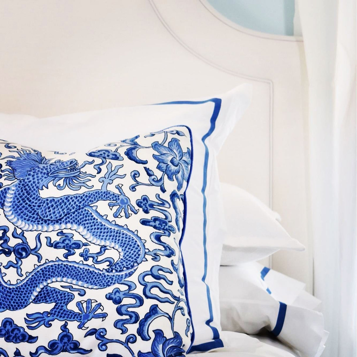 Scalamandre SC 000416558 INDIGO CHI'EN DRAGON LINEN PRINT Fabric - Eade's Wallpaper