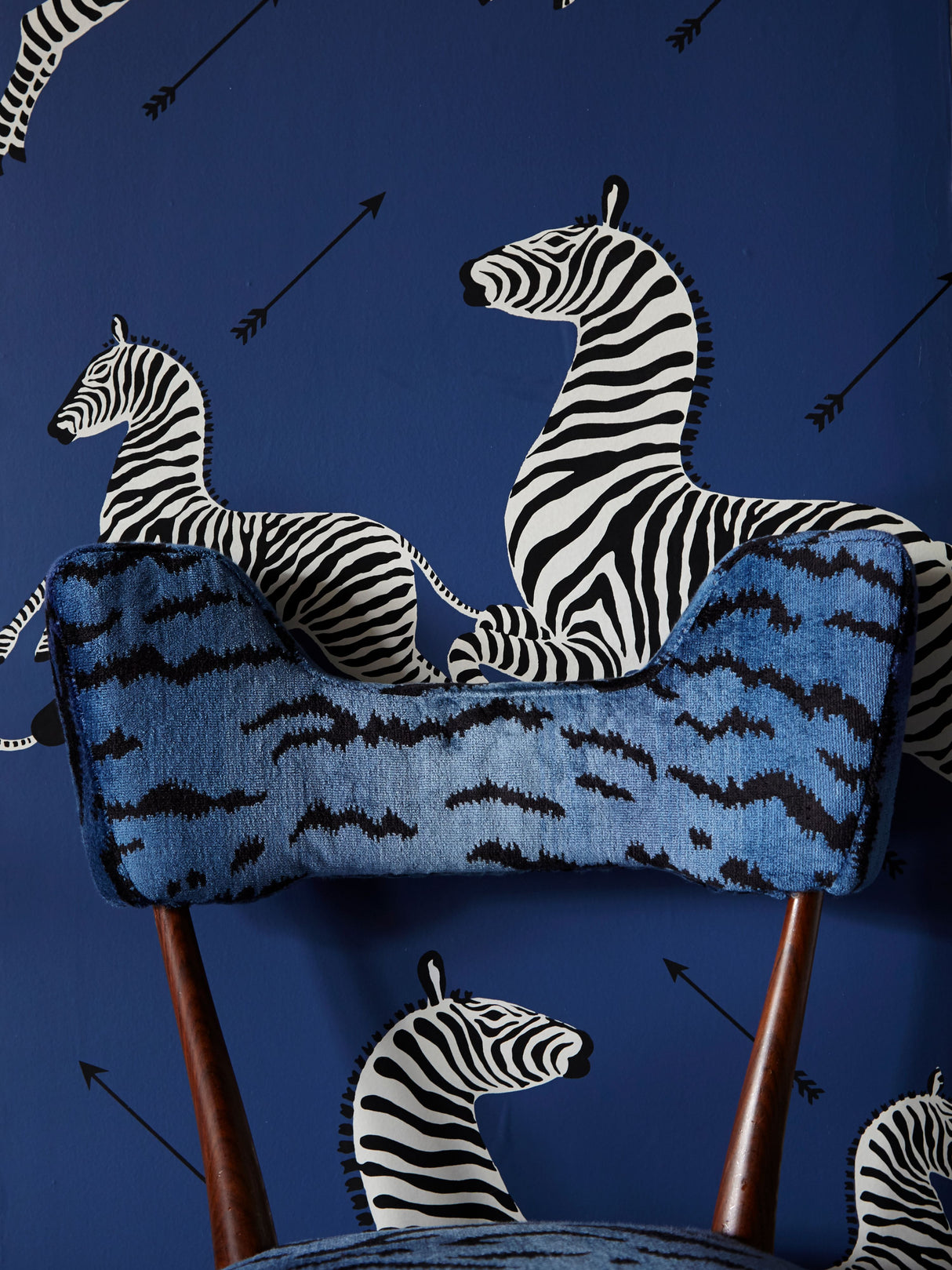 Scalamandre SC 000426167MMA BLUES & BLACK TIGRE Fabric - Eade's Wallpaper