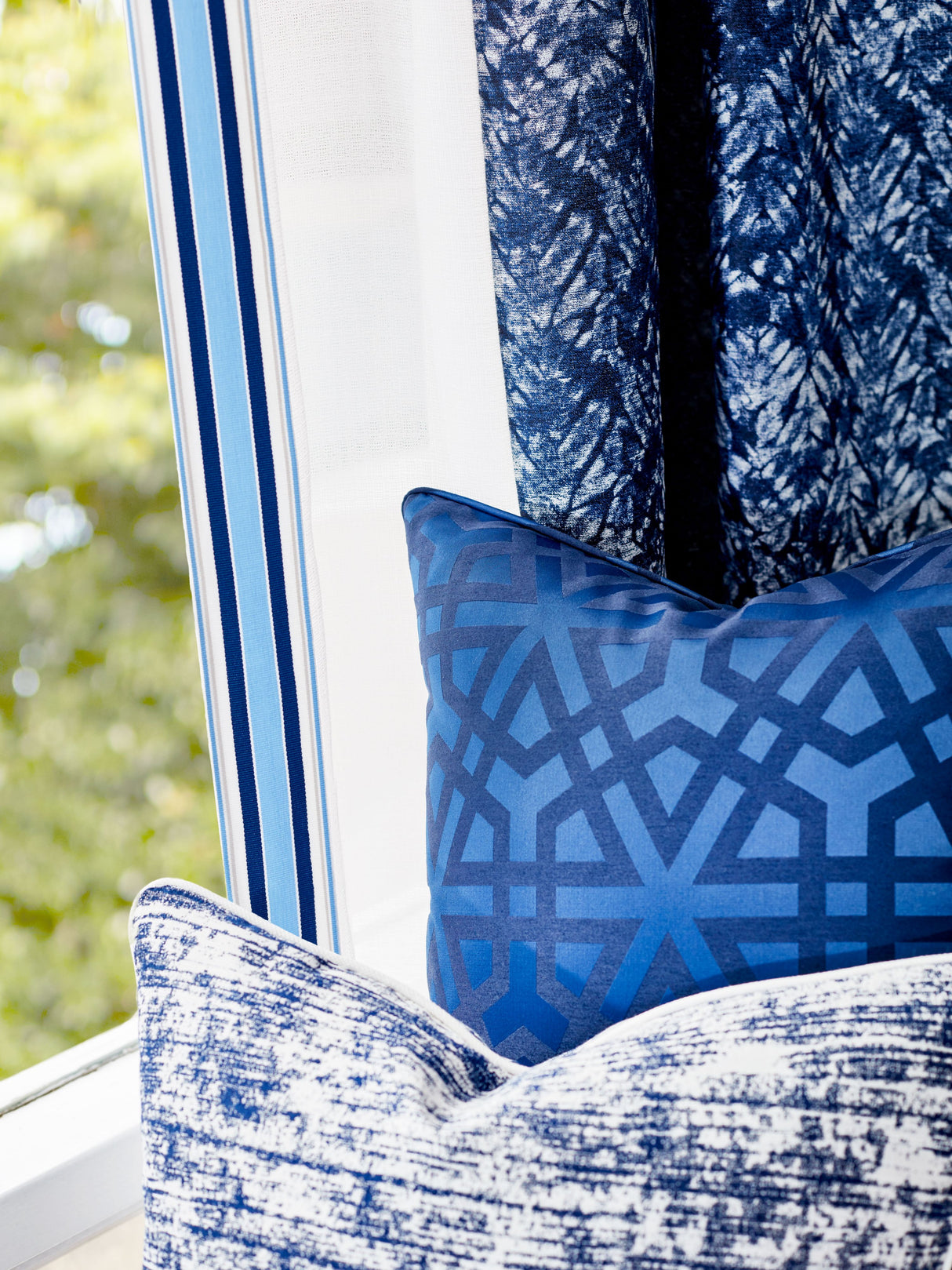 Scalamandre SC 000427198 INDIGO LISBON WEAVE Fabric - Eade's Wallpaper