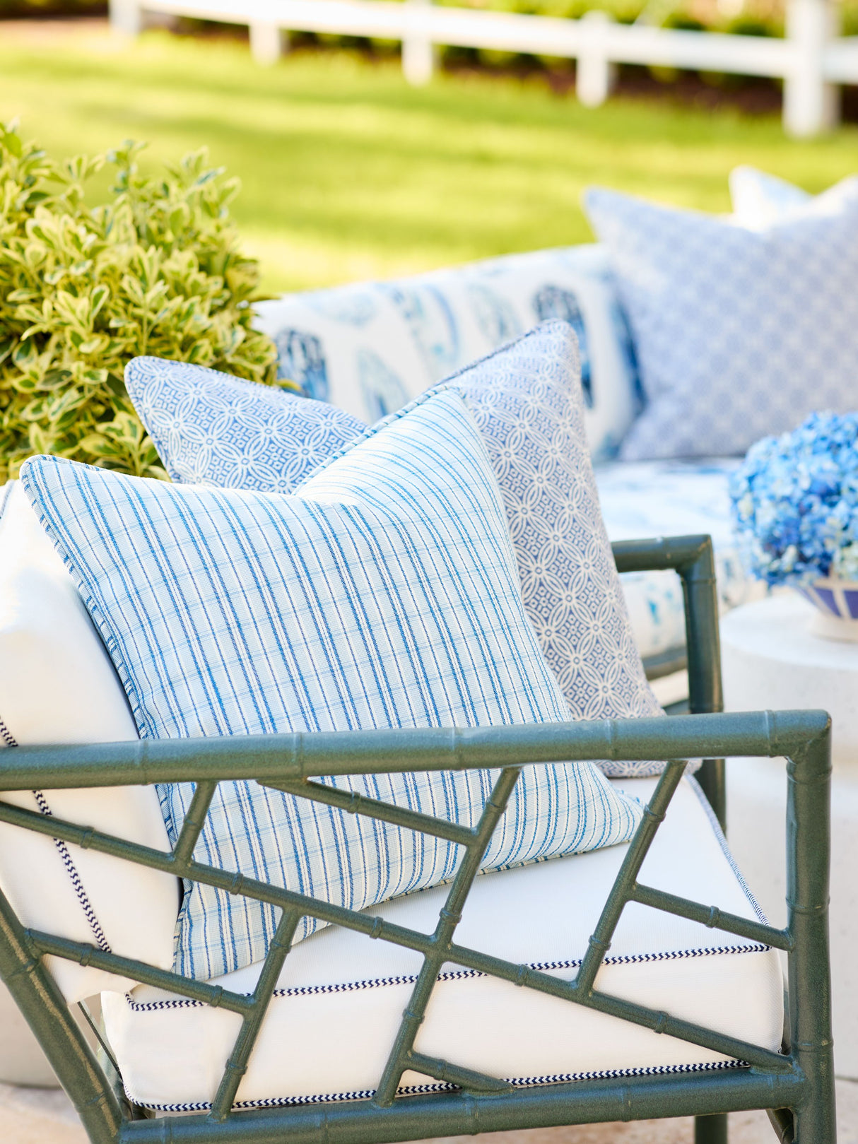 Scalamandre SC 000427318 FOUNTAIN CHECK PLEASE - OUTDOOR Fabric - Eade's Wallpaper