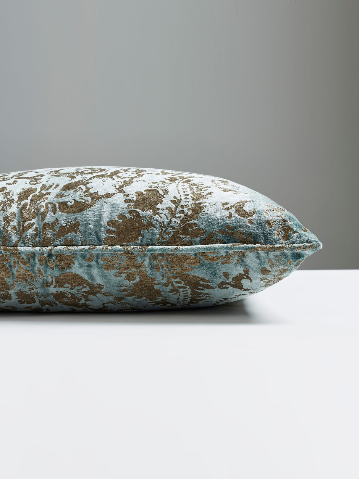 Scalamandre SC 0004PALLAPILL PALLADIO VELVET DAMASK PILLOW -