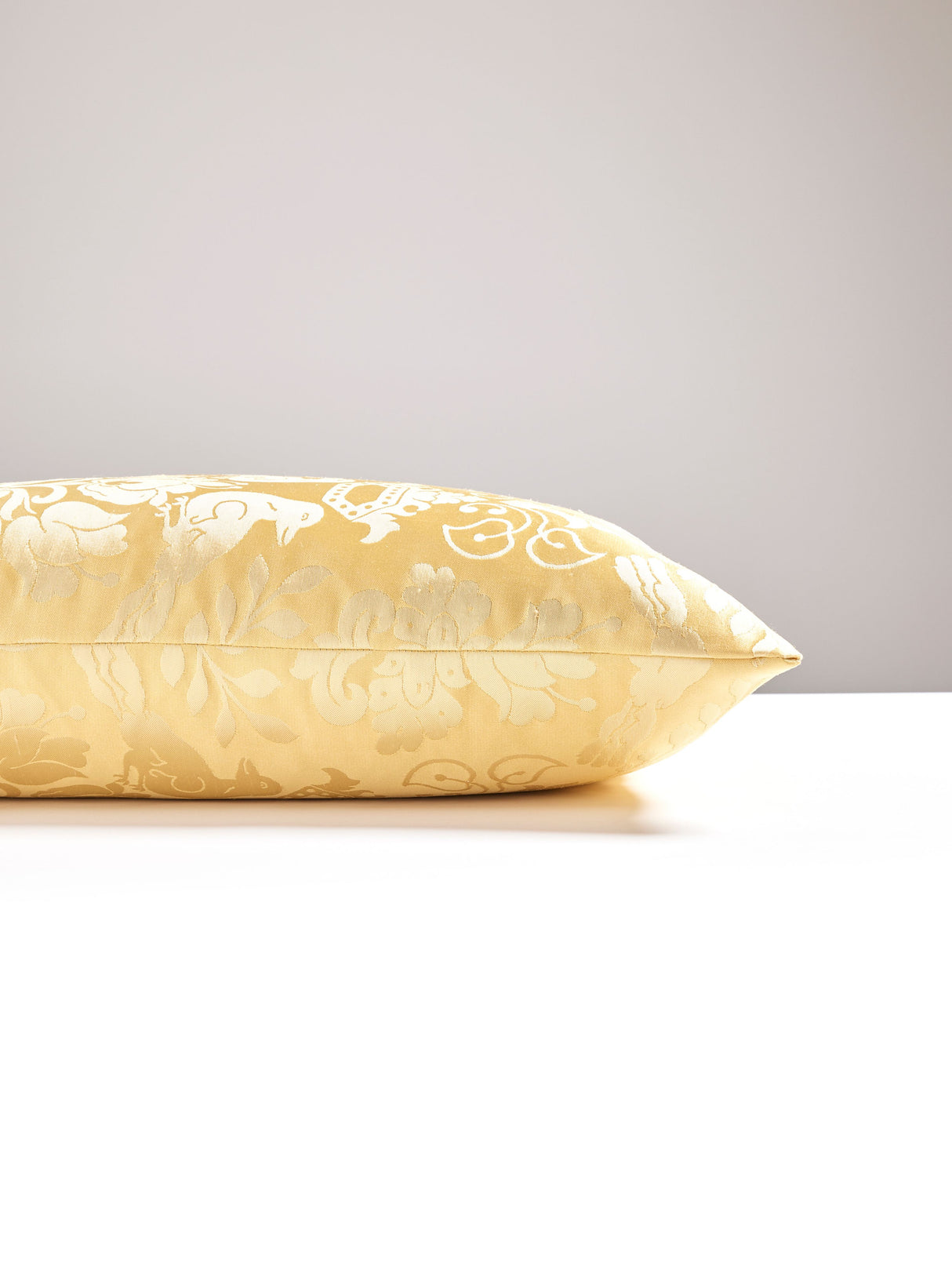 Scalamandre SC 0004SDDK1098 LOVE BIRD PILLOW - Pillow Collec