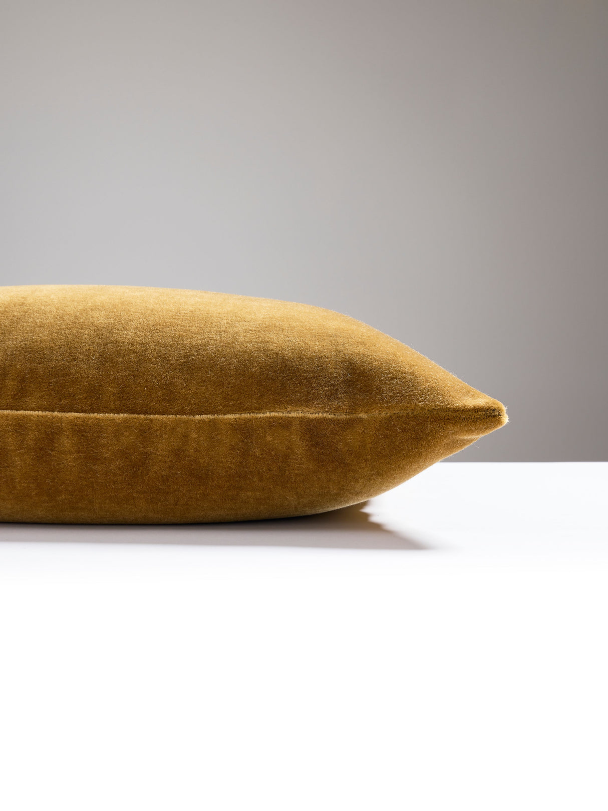 Scalamandre SC 0004SDDKMAKA MAKALU MOHAIR PILLOW - Pillow Co