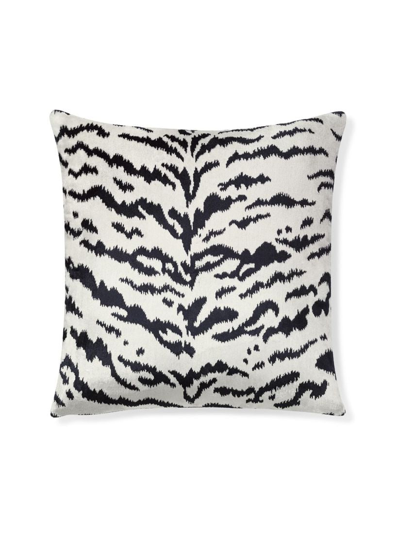 Scalamandre SC 0006ATIGRPILL TIGRE/VELVET PILLOW - Pillow Co