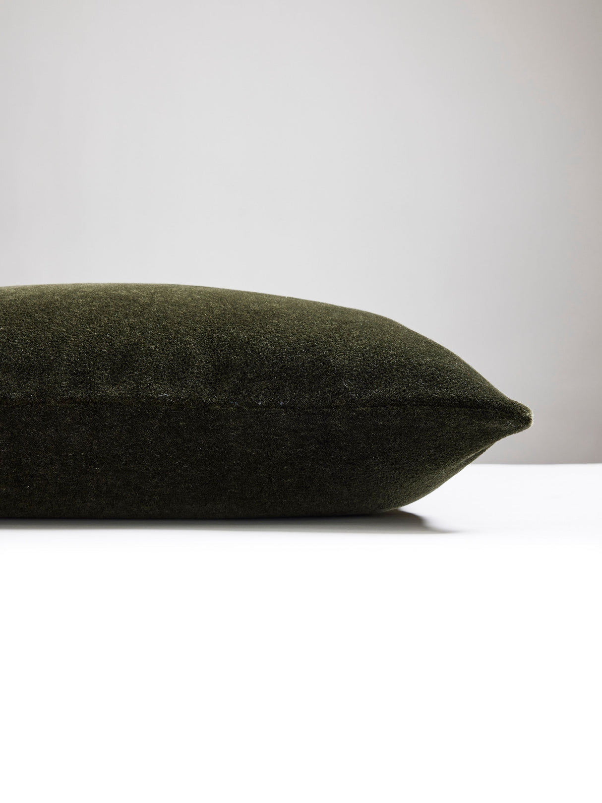 Scalamandre SC 0012SDDKMAKA MAKALU MOHAIR PILLOW - Pillow Co