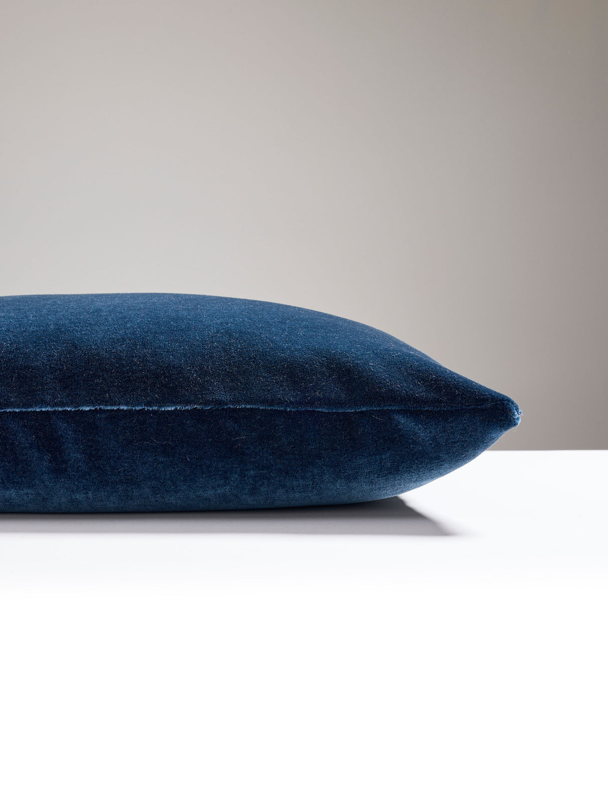 Scalamandre SC 0018SDDKMAKA MAKALU MOHAIR PILLOW - Pillow Co