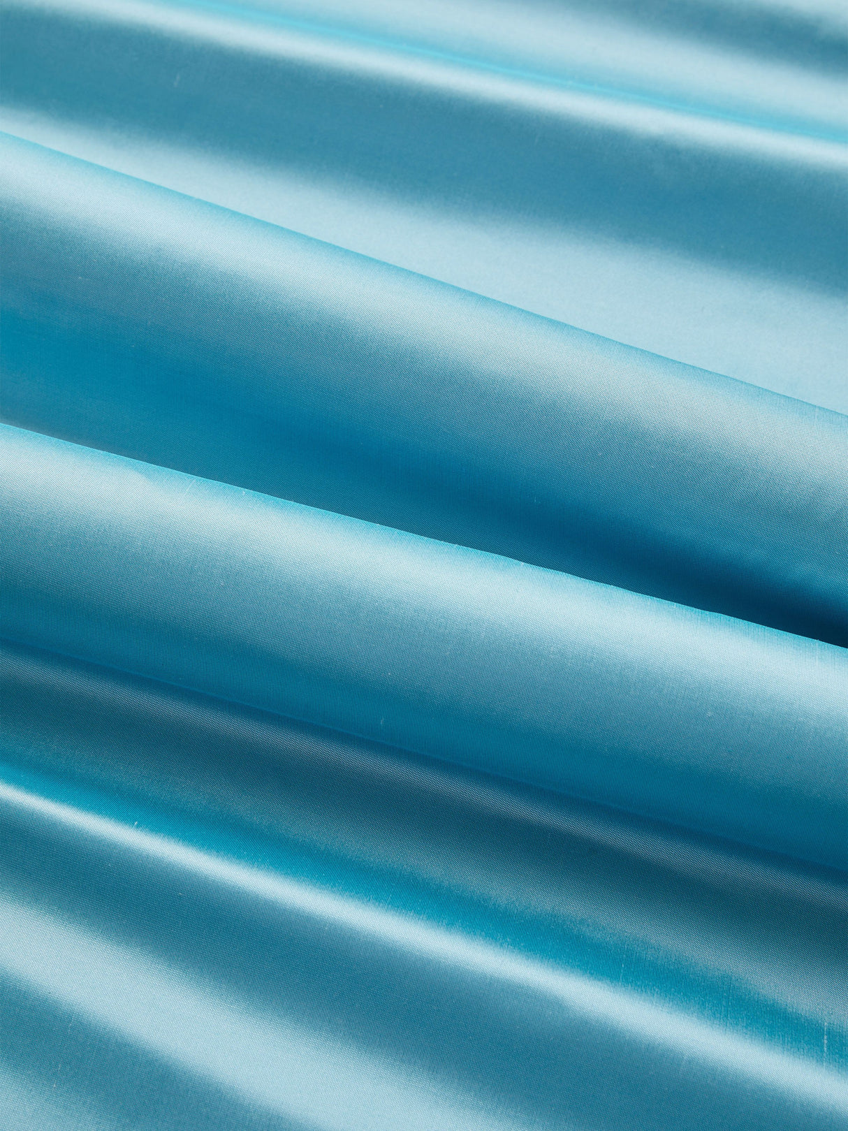 Scalamandre SC 002227250 MERMAID OLYMPIA SILK TAFFETA Fabric - Eade's Wallpaper