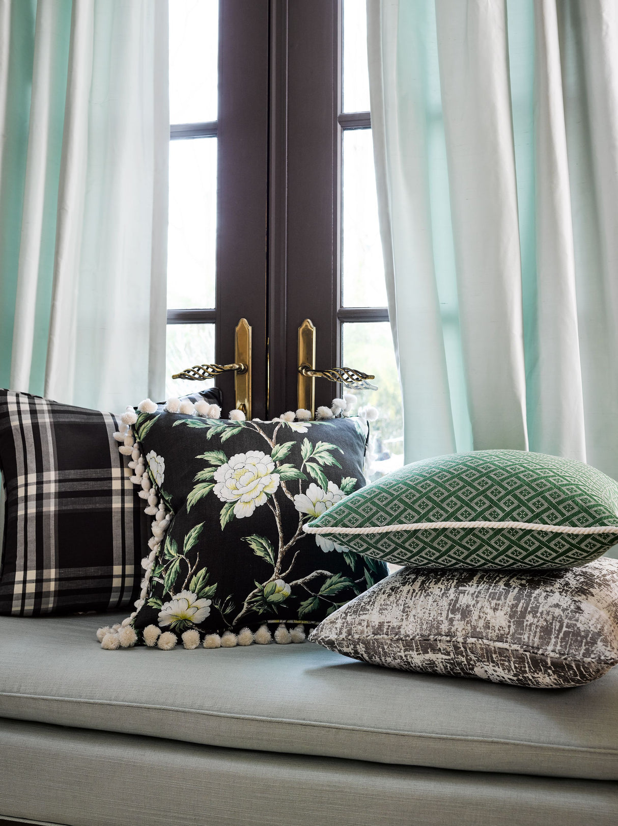 Scalamandre SC 000116616 SUNLIGHT PEONIA LINEN PRINT Fabric - Eade's Wallpaper