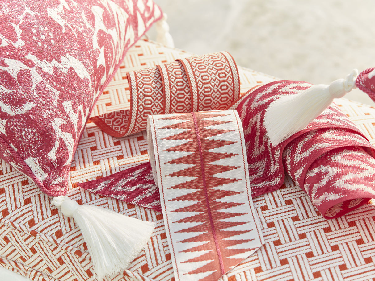 Scalamandre SC 000527195 HIBISCUS BALI FLORAL Fabric - Eade's Wallpaper