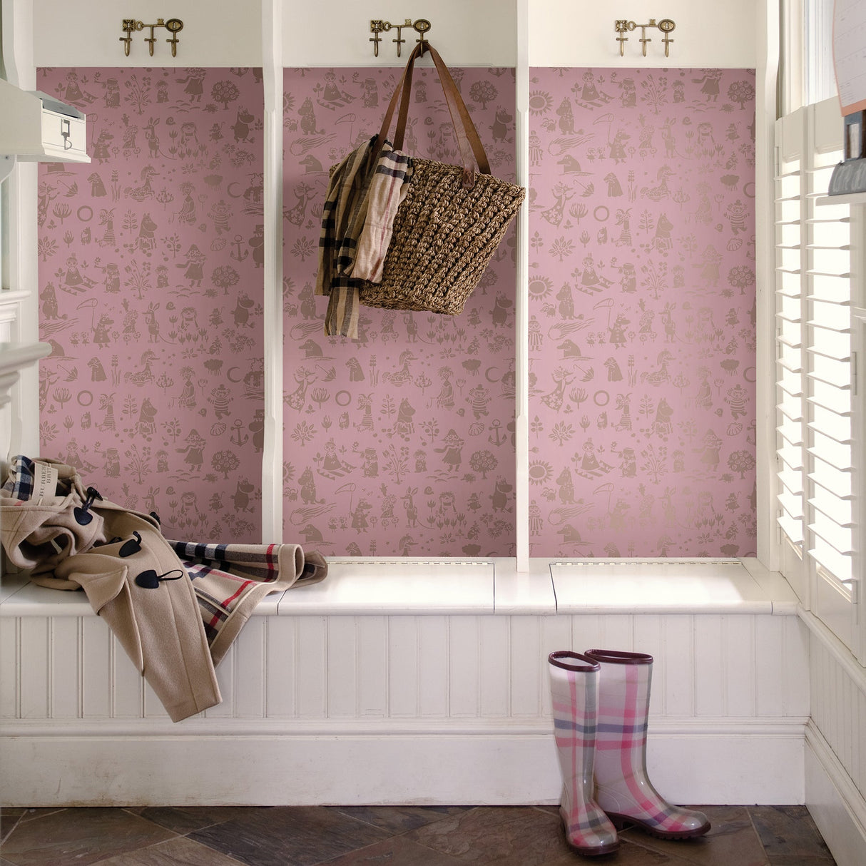 Sandudd SD5164-5 Moomin Pink Novelty Wallpaper