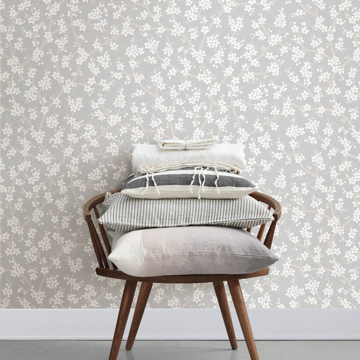 Sandudd SD5309-1 Henrik Light Grey Floral Wallpaper