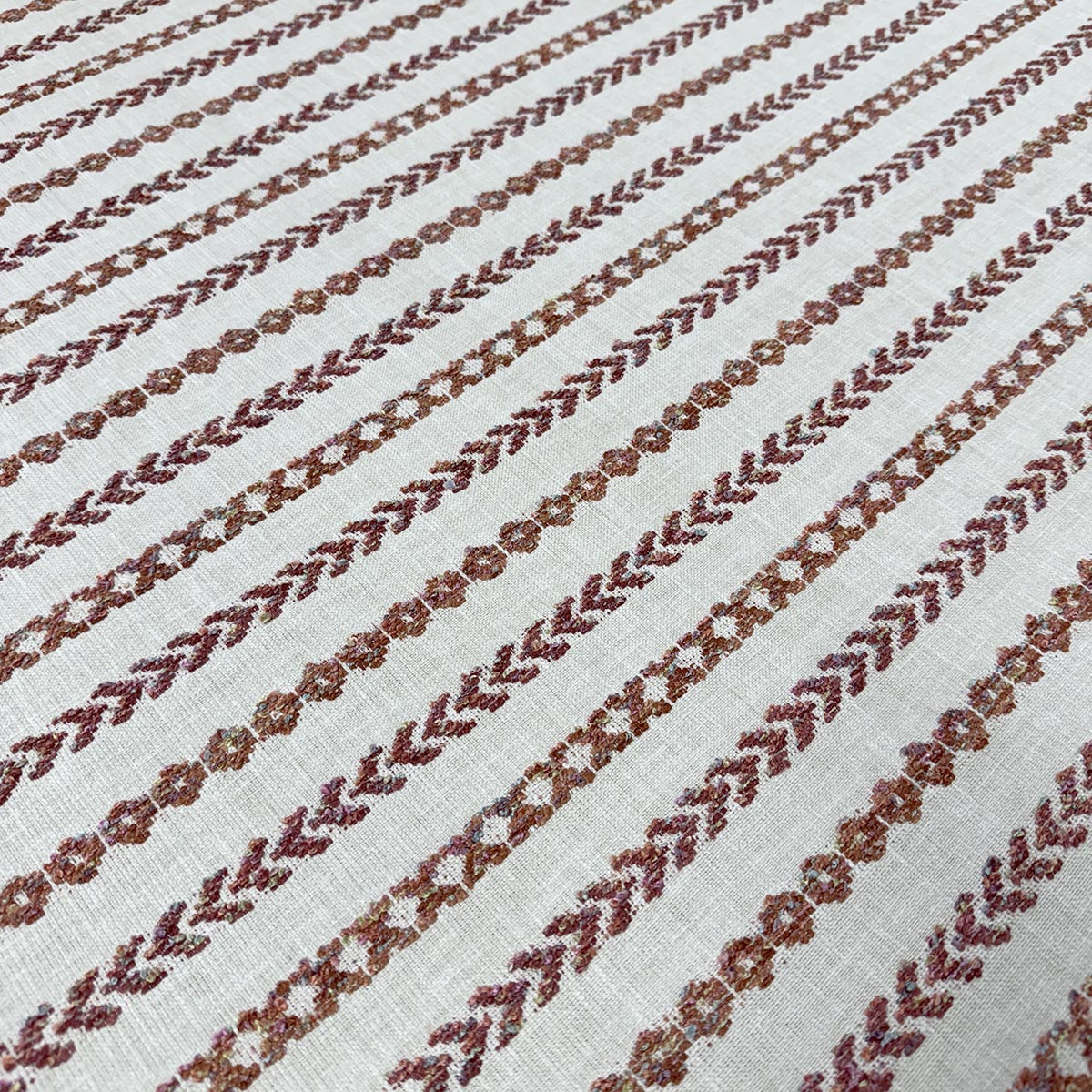 Eade’s SKARDA ROSE ROSE