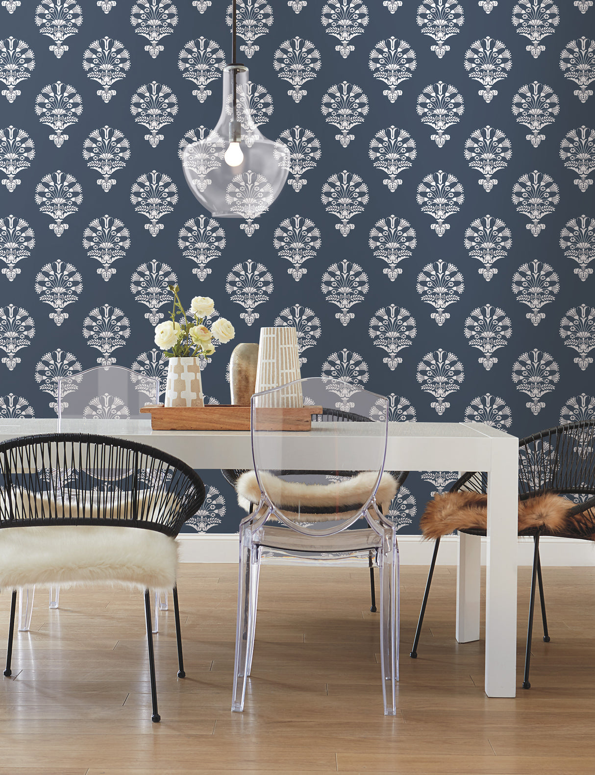 York SS2536 Luxor Navy Wallpaper