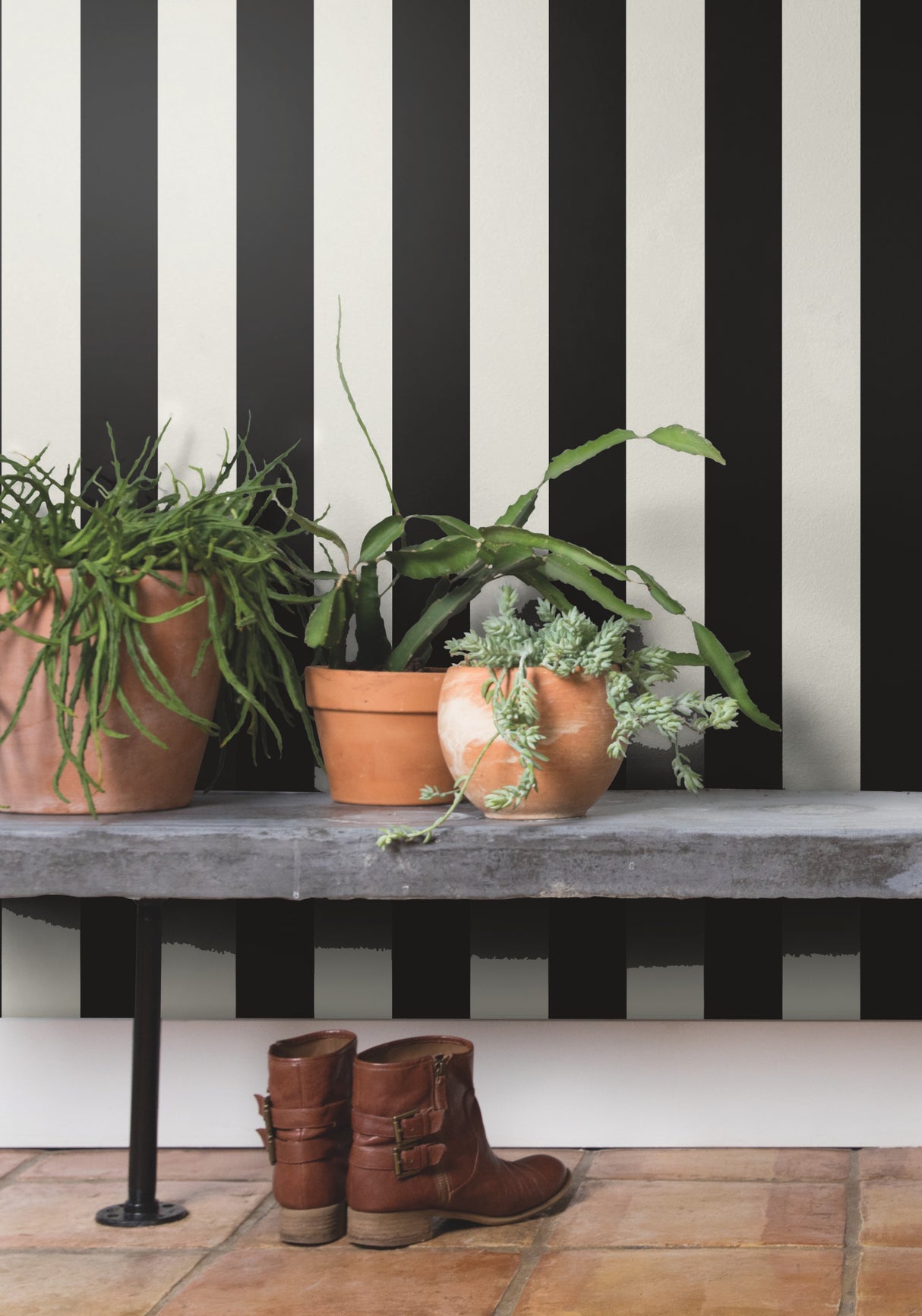 York ST5691MH Awning Stripe Black & White Wallpaper