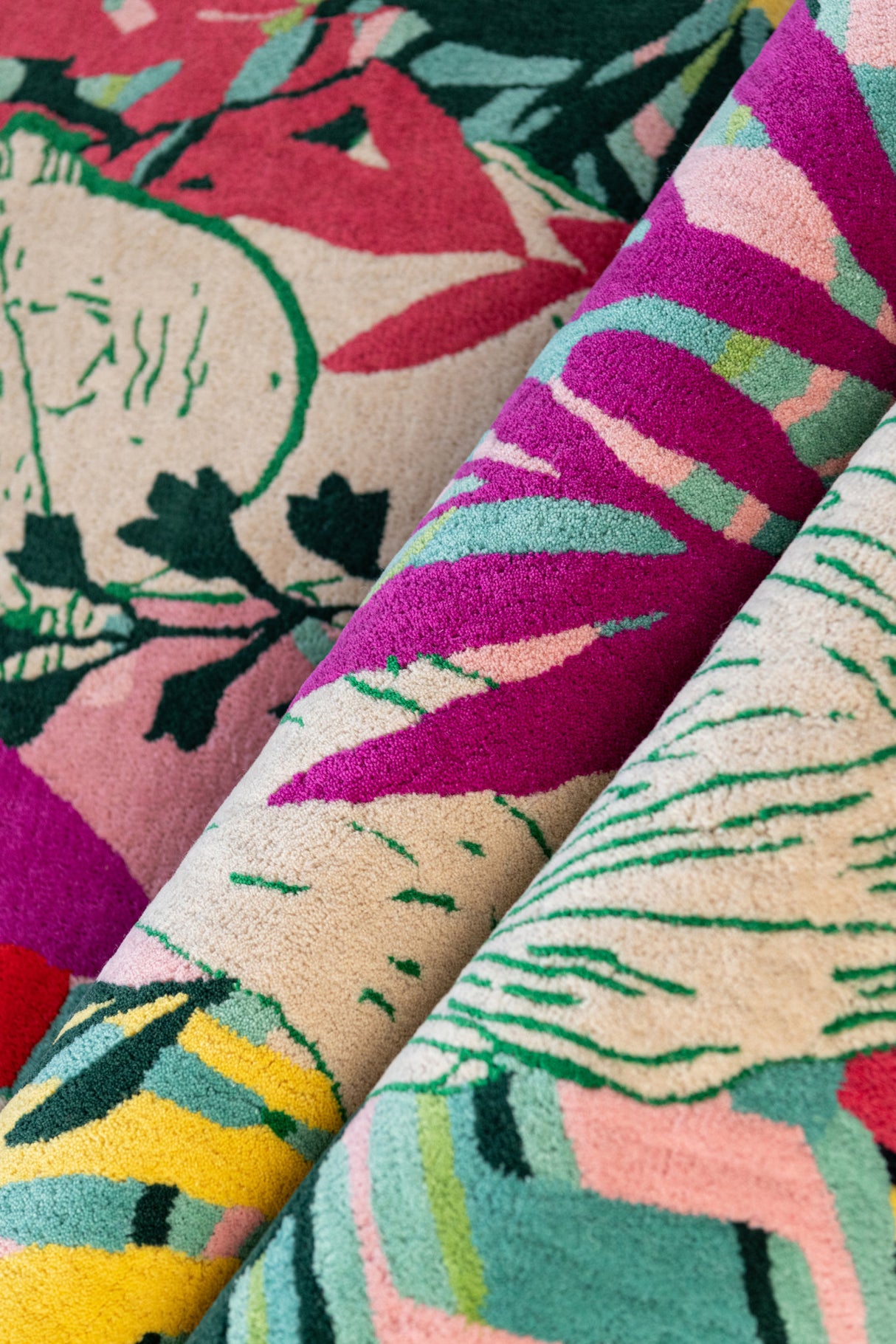 MindtheGap STATUARIO Hand Tufted Wool Carpet - Lifestyle Collection 2024