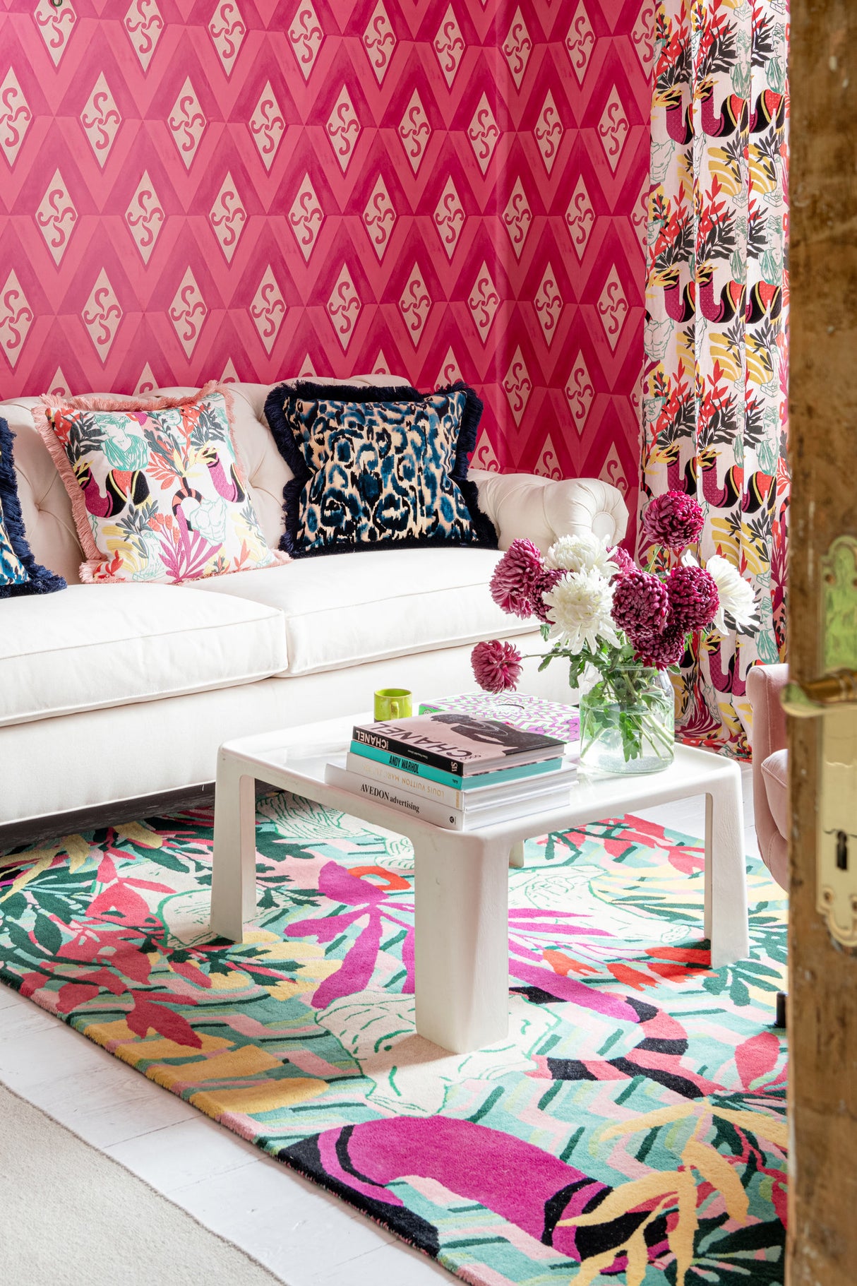 MindtheGap STATUARIO Hand Tufted Wool Carpet - Lifestyle Collection 2024