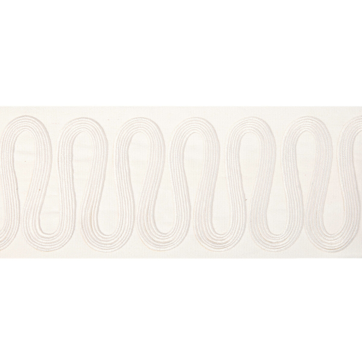 KRAVET COUTURE T30840.1.0 WIGGLE WIDE TAPE IVORY TRIM - Eade's Wallpaper
