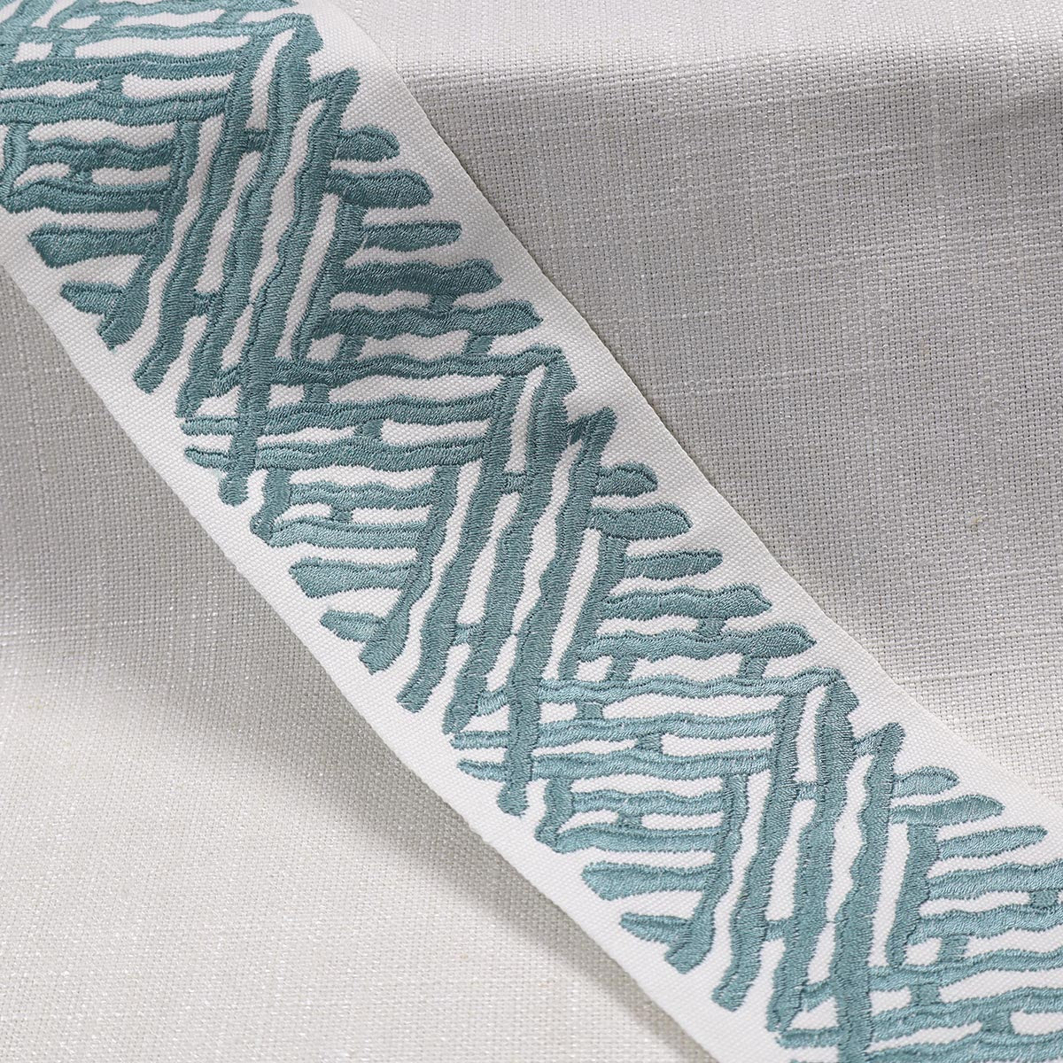 Eade’s TRELLI EMB TAPE JADE JADE