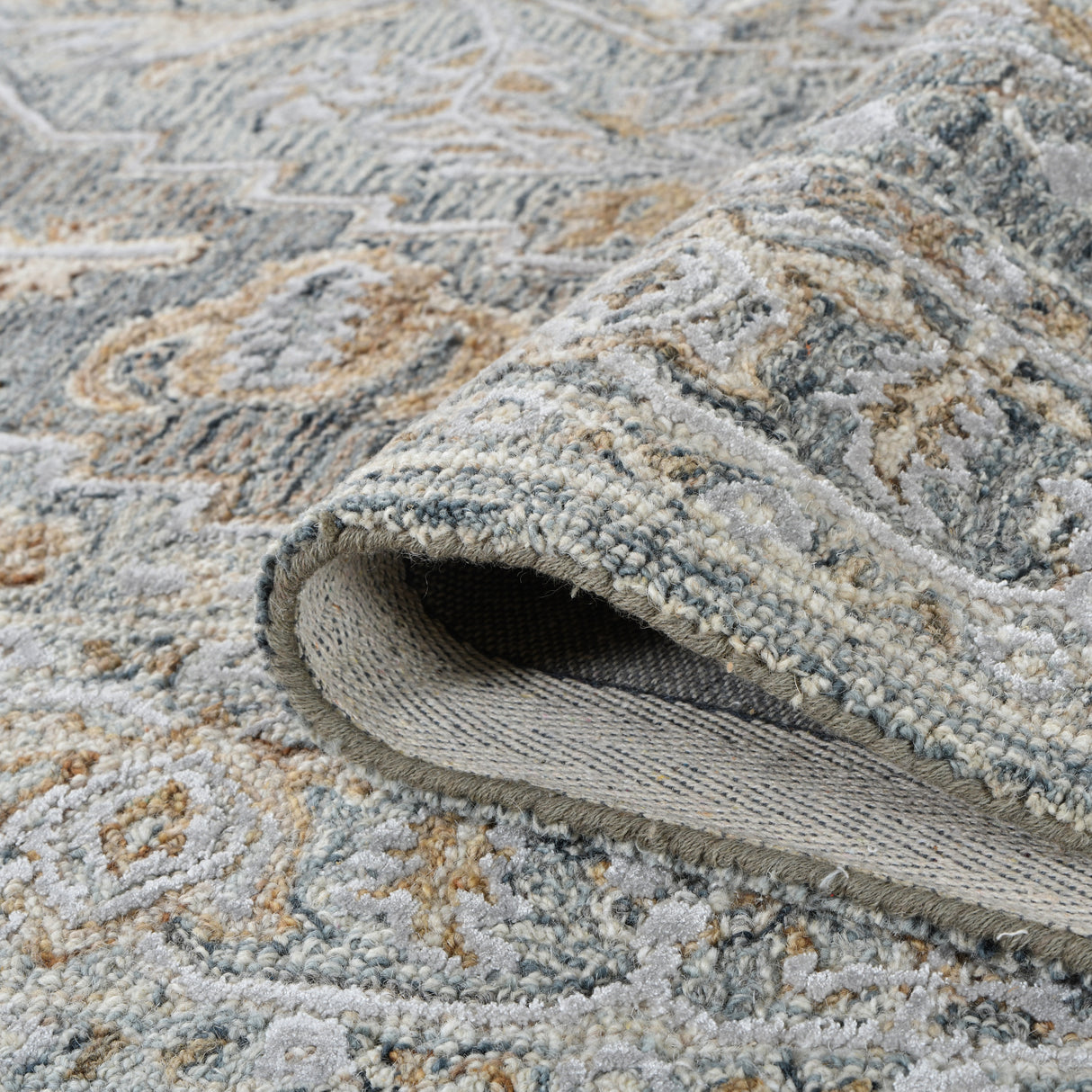 Amer Rugs VES-32 Vestige Oriental Design Area Rug