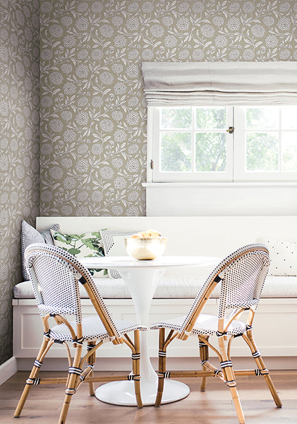 Eade’s Chatsworth Garden Taupe