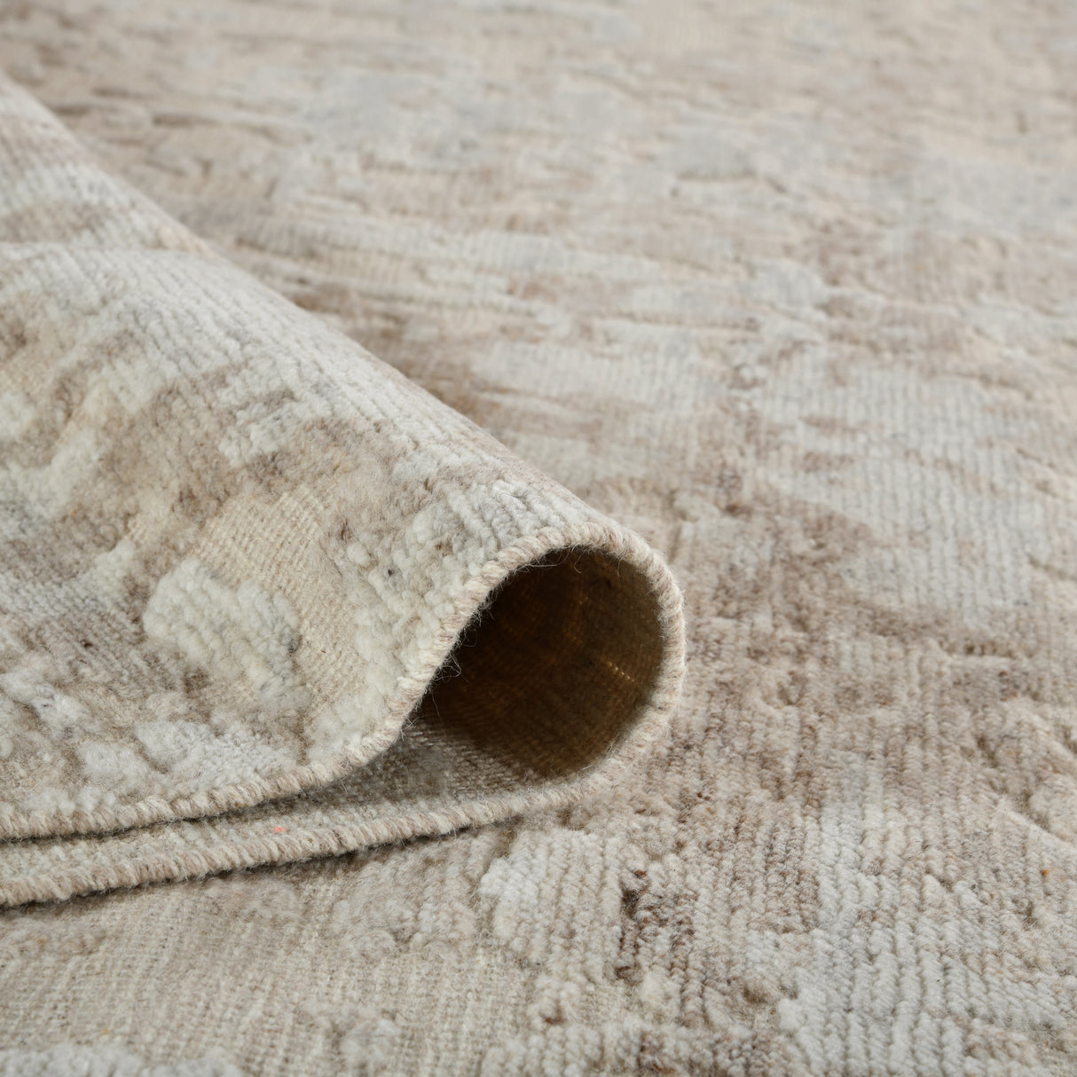 Amer Rugs WIN-1 Winston Abstract Design Area Rug