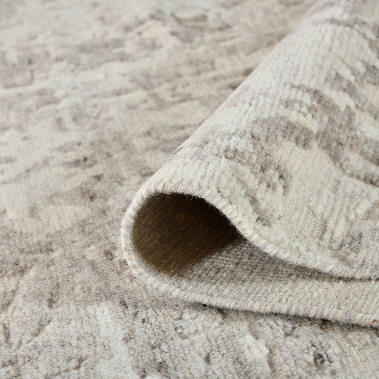 Amer Rugs WIN-3 Winston Abstract Design Area Rug