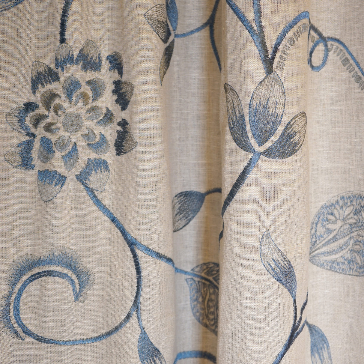 JF Studio 64-SJ101 ZINNIA Fabric - Eade's Wallpaper & Fabric