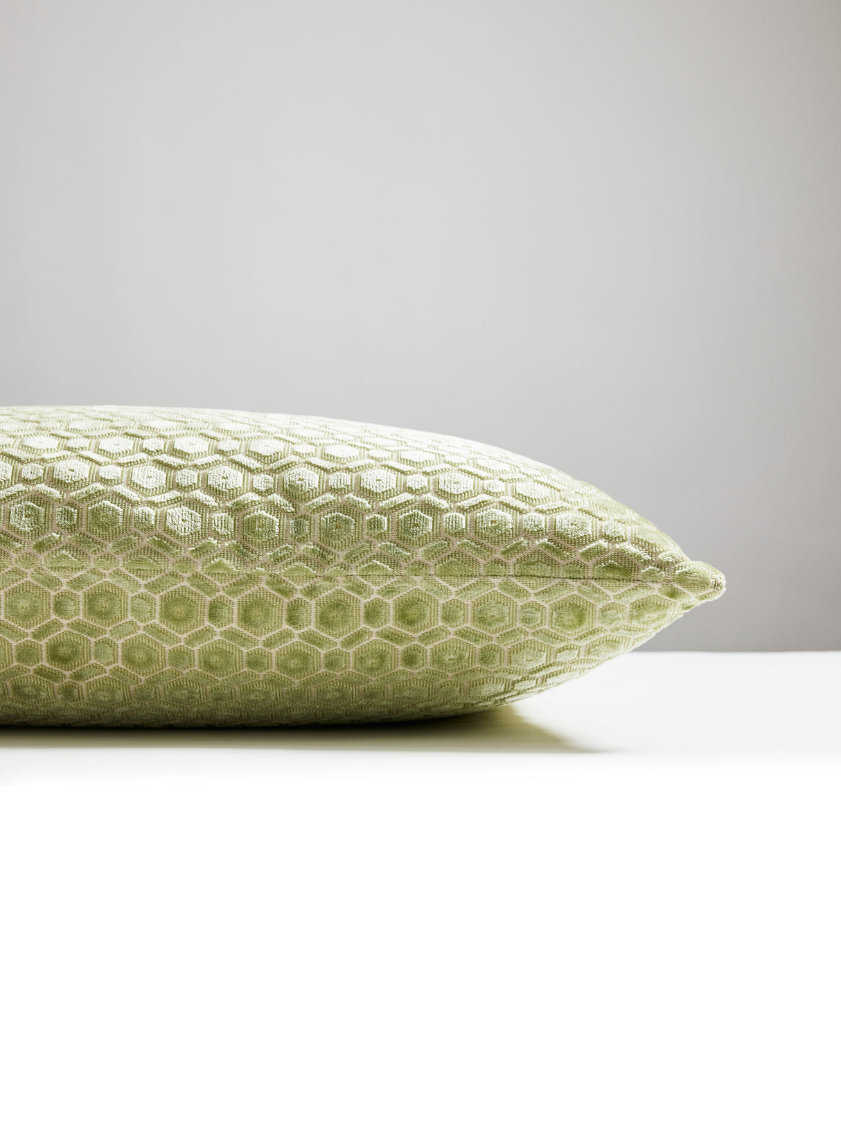 Scalamandre ZS 0007MANEPILL MANETTA PILLOW - Pillow Collecti