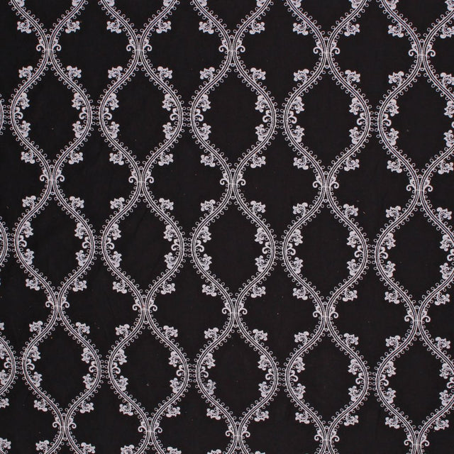 RM Coco Oakville Trellis Tuxedo - Eade's