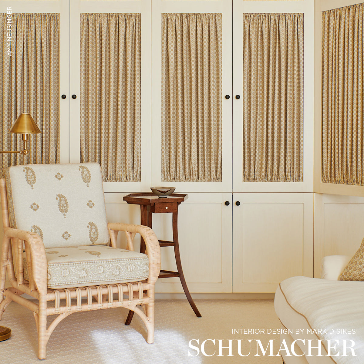Schumacher Palisades Floret Neutral Fabric - Eade's Wallpaper