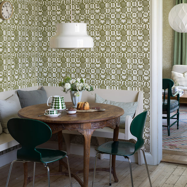 Schumacher 1971 FRUKTLÃ…DA in OLIVE Wallpaper - BORÃ…STAPETE