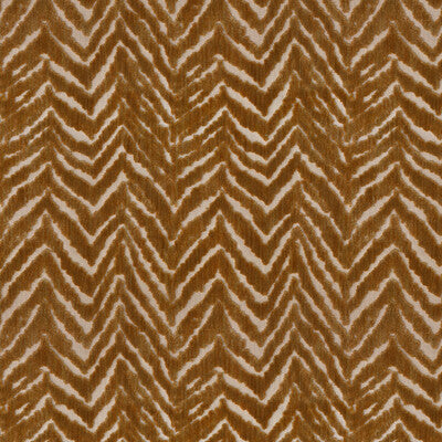 LEE JOFA NAIROBI VELVET 2026140.4.0 in GOLD Fabric - NOMAD V