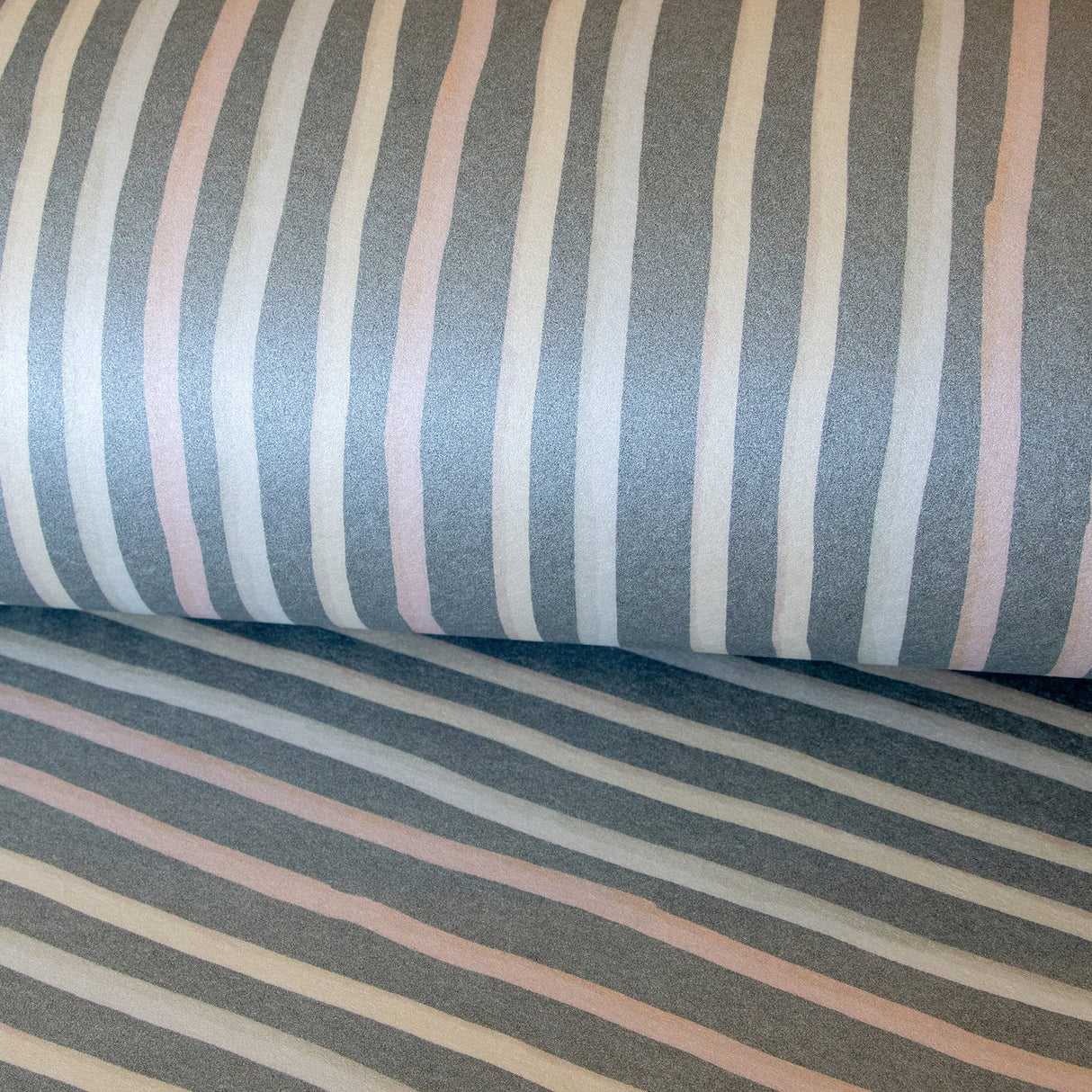 Eade's 26848-sample Silver Grey