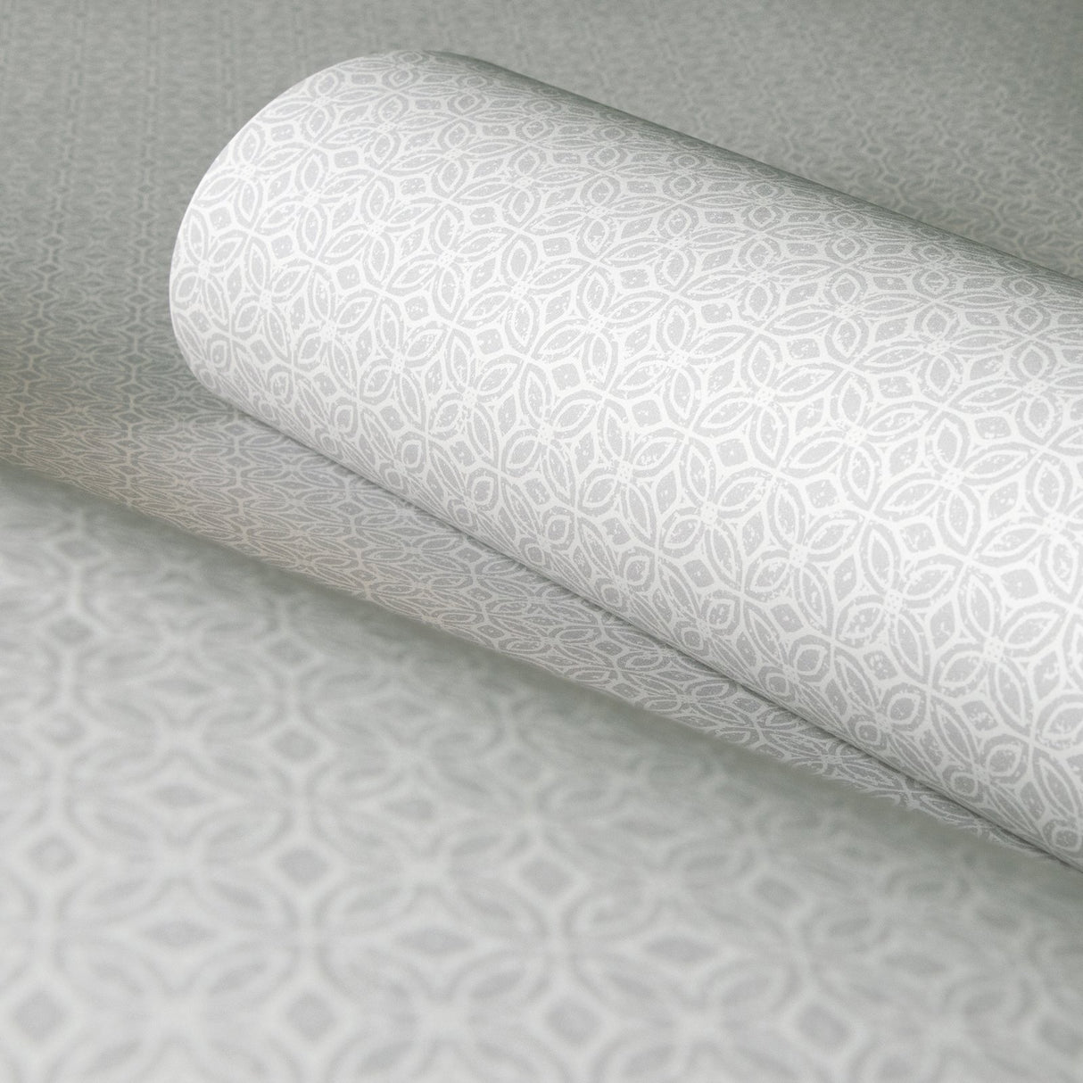 Eade's 26882-sample Silver Grey