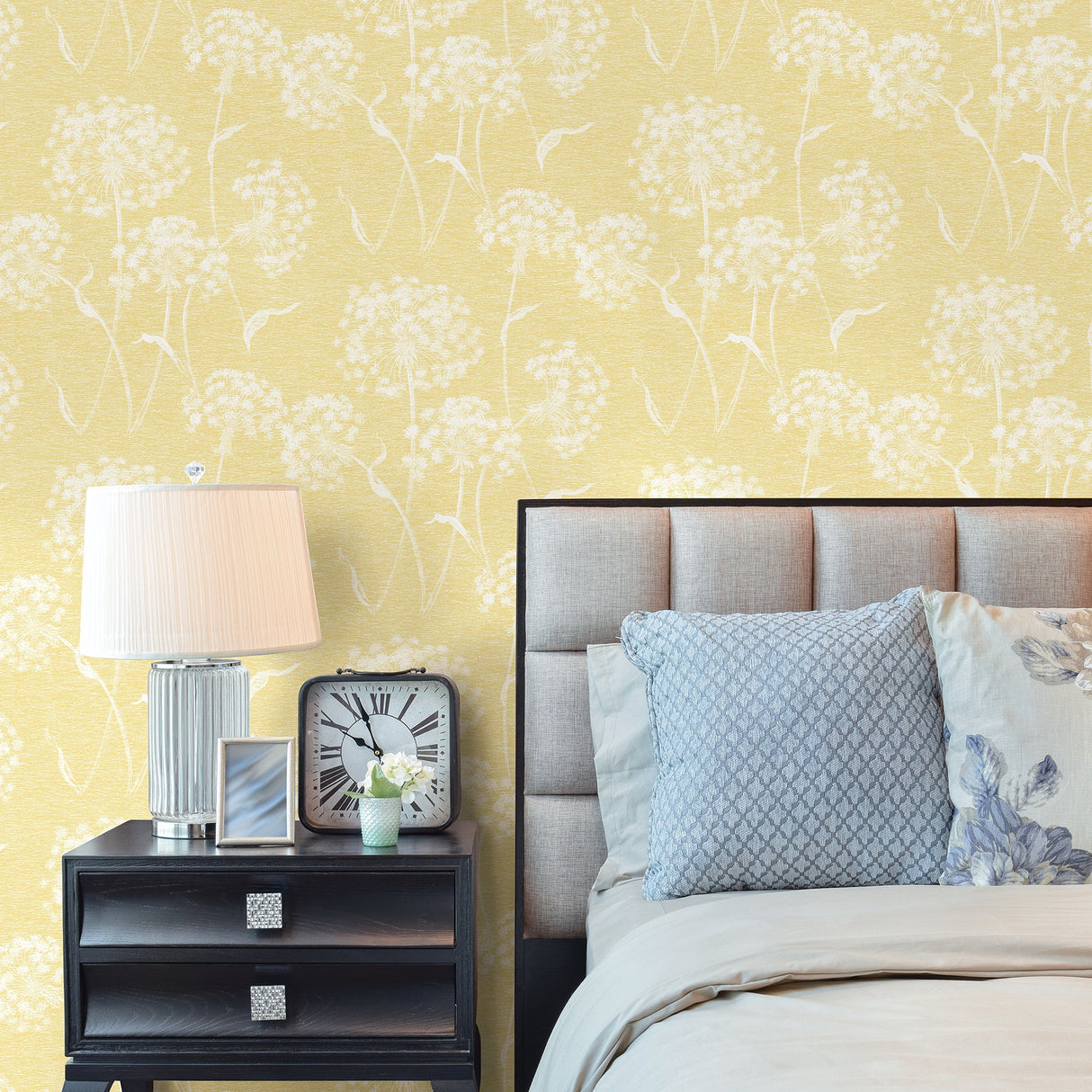 Advantage 2811-24574 Carolyn Yellow Dandelion Wallpaper