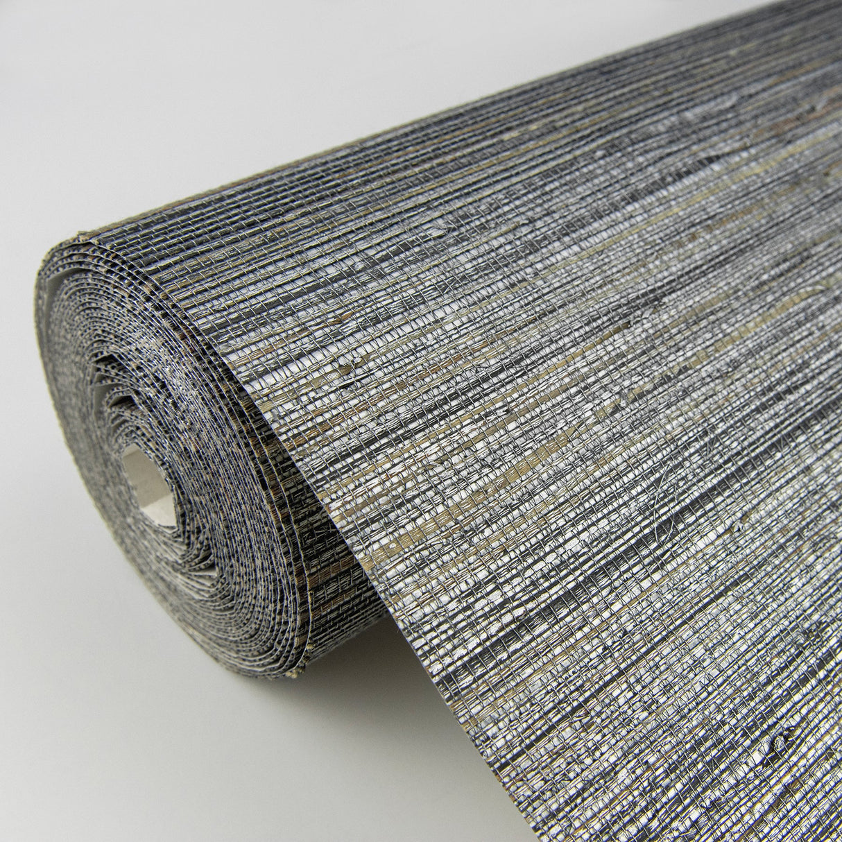Eade’s Fujian Silver Grasscloth Wallpaper Silver